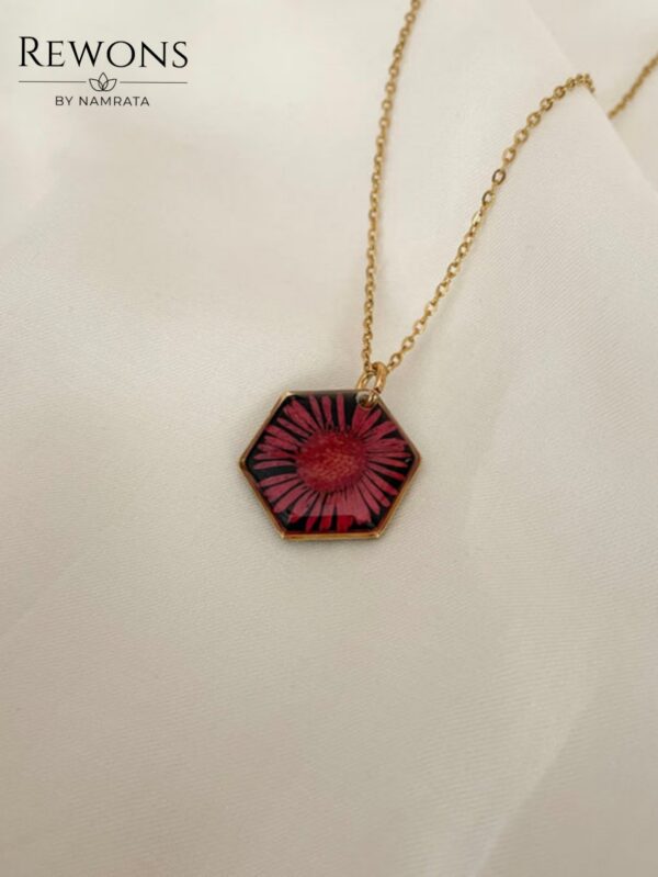 Rewons Red Bloom Necklace